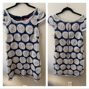 BETSEY JOHNSON blue white floral daisy lace overlay mini dress womens 6